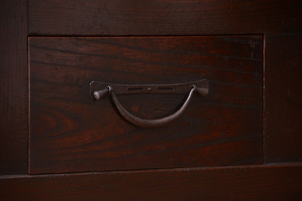 アンティーク家具　古民具・骨董　明治期　重厚な鉄脚付き!六尺水屋箪笥サイドボード