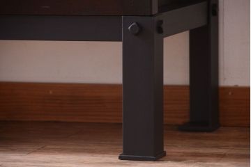 アンティーク家具　古民具・骨董　明治期　重厚な鉄脚付き!六尺水屋箪笥サイドボード