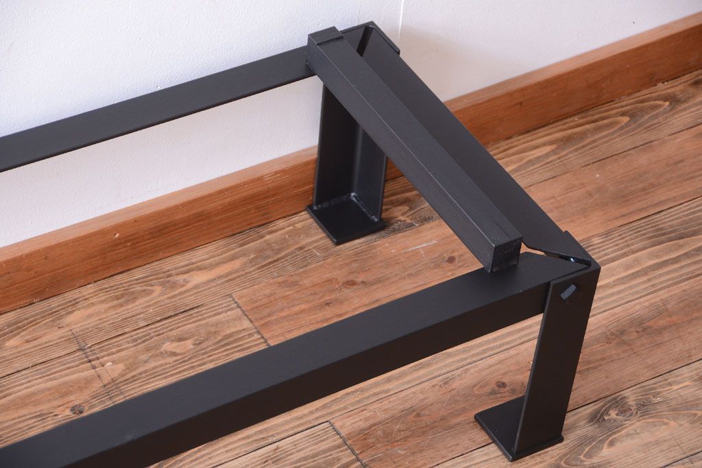 アンティーク家具　古民具・骨董　明治期　重厚な鉄脚付き!六尺水屋箪笥サイドボード