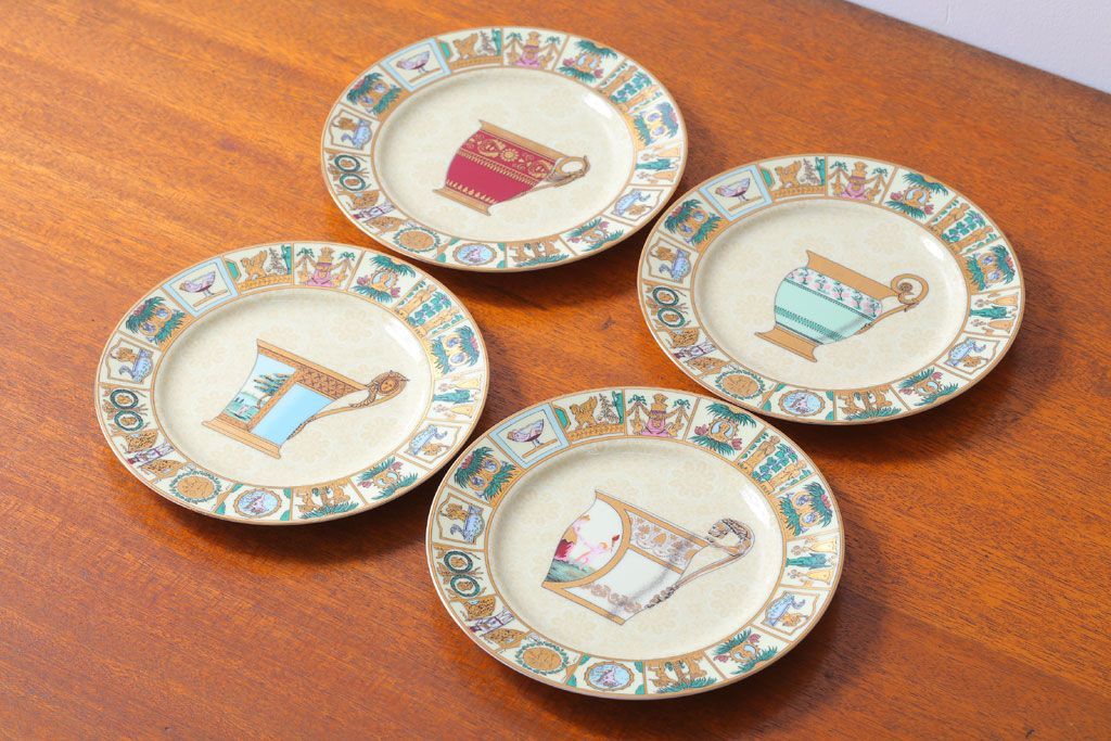 【希少！】未使用　GUCCI お皿4枚セット　プレート 希少！】未使用 GUCCI お皿4枚セット プレート - メルカリ