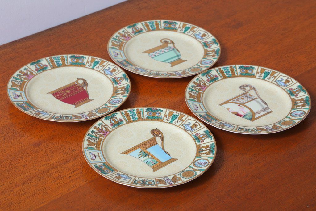 アンティーク雑貨　中古　GUCCI(グッチ)　PORCELLANA　ROMAN(ローマ)　プレート4枚セット(洋食器)