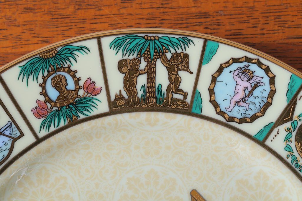 アンティーク雑貨　中古　GUCCI(グッチ)　PORCELLANA　ROMAN(ローマ)　プレート4枚セット(洋食器)