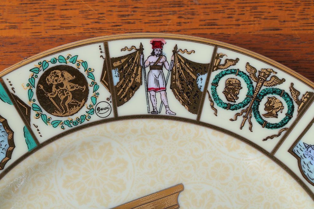 アンティーク雑貨　中古　GUCCI(グッチ)　PORCELLANA　ROMAN(ローマ)　プレート4枚セット(洋食器)