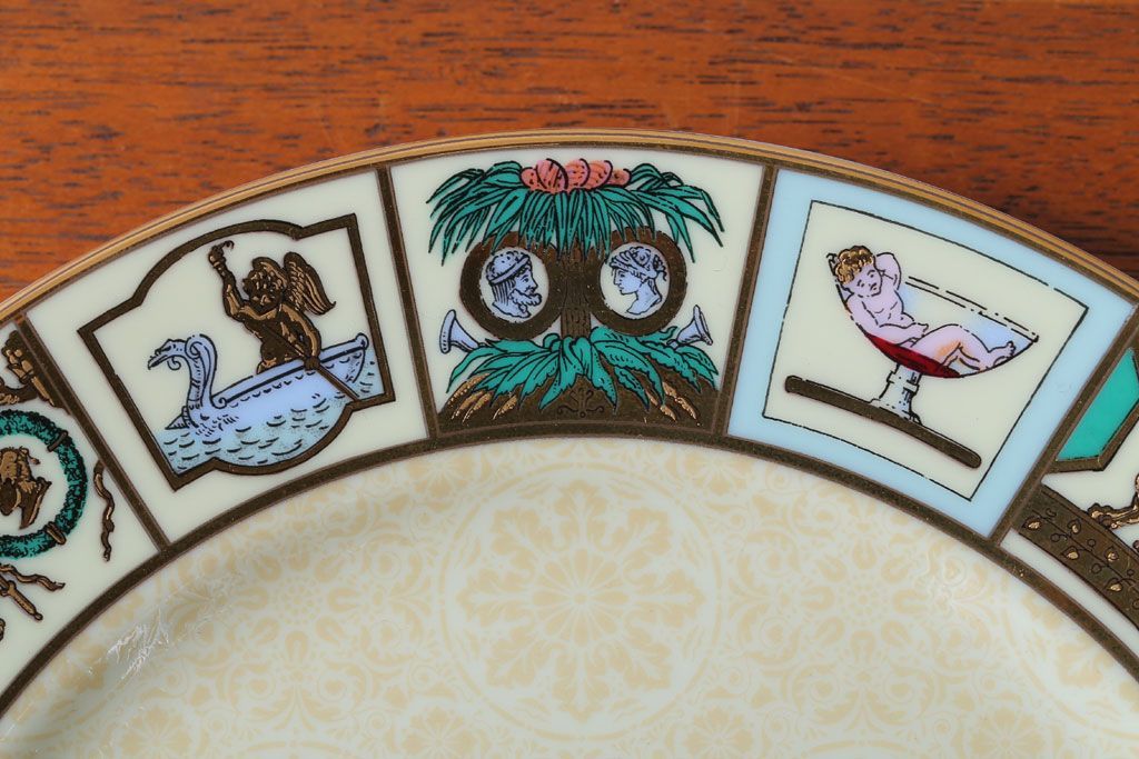 アンティーク雑貨　中古　GUCCI(グッチ)　PORCELLANA　ROMAN(ローマ)　プレート4枚セット(洋食器)