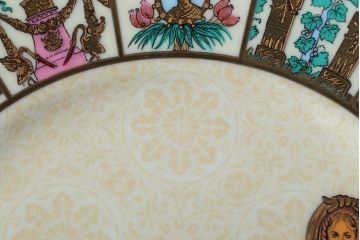 アンティーク雑貨　中古　GUCCI(グッチ)　PORCELLANA　ROMAN(ローマ)　プレート4枚セット(洋食器)