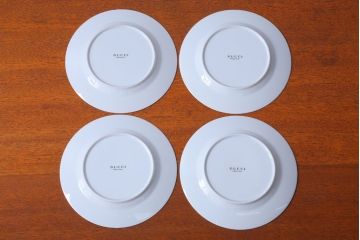 アンティーク雑貨　中古　GUCCI(グッチ)　PORCELLANA　ROMAN(ローマ)　プレート4枚セット(洋食器)
