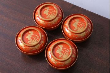 アンティーク雑貨　アンティーク　大正〜昭和初期　木製朱塗蒔絵椀4客セット(漆器)