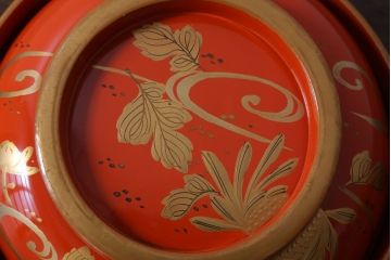 アンティーク雑貨　アンティーク　大正〜昭和初期　木製朱塗蒔絵椀4客セット(漆器)
