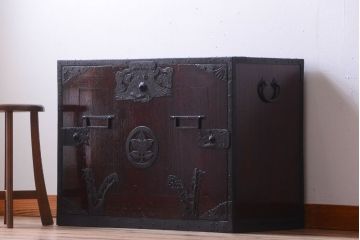 アンティーク家具　古民具・骨董　明治期　佐渡　半櫃(はんがい)　アンティーク船箪笥(舟箪笥、衣装箪笥)