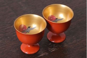 大正〜昭和初期　鶴亀の図　木製蒔絵盃2客(漆器・杯)(2)