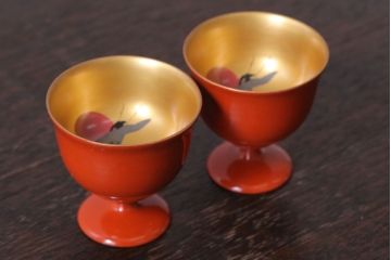 大正〜昭和初期　鶴亀の図　木製蒔絵盃2客(漆器・杯)(3)