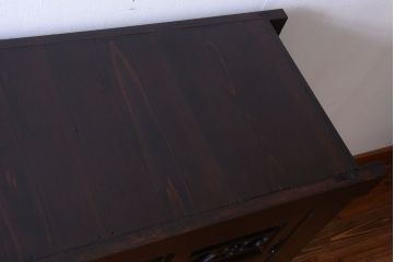 アンティーク家具　古民具・骨董　明治期　重厚な鉄脚付き!六尺水屋箪笥サイドボード(2)