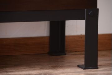 アンティーク家具　古民具・骨董　明治期　重厚な鉄脚付き!六尺水屋箪笥サイドボード(2)