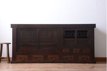 アンティーク家具　古民具・骨董　明治期　重厚な鉄脚付き!六尺水屋箪笥サイドボード(2)