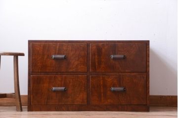 アンティーク家具　和製アンティーク　前面欅玉杢材!半箪笥(衣装箪笥ローボード)(2)