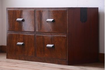 アンティーク家具　和製アンティーク　前面欅玉杢材!半箪笥(衣装箪笥ローボード)(2)