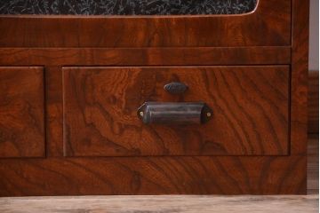 アンティーク家具　和製アンティーク　前面欅玉杢材!時代箪笥ローボード