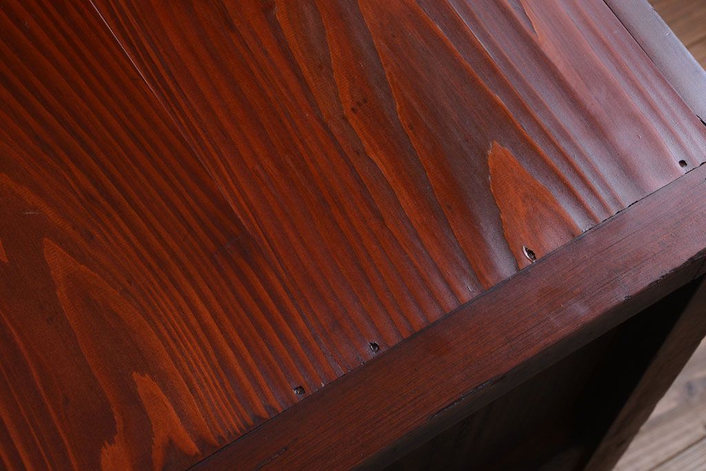 アンティーク家具　和製アンティーク　脚付き!モールガラス引き戸のサイドボード(収納棚)