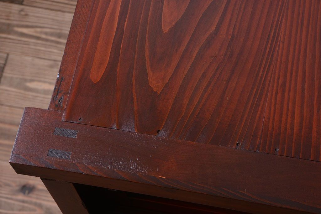 アンティーク家具　和製アンティーク　脚付き!モールガラス引き戸のサイドボード(収納棚)