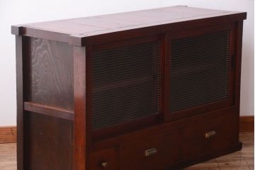 アンティーク家具　和製アンティーク　モールガラス引き戸のサイドボード(収納棚)