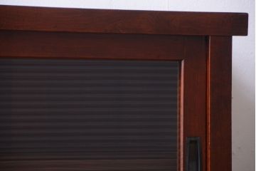 アンティーク家具　和製アンティーク　モールガラス引き戸のサイドボード(収納棚)