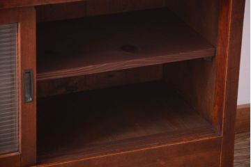 アンティーク家具　和製アンティーク　モールガラス引き戸のサイドボード(収納棚)