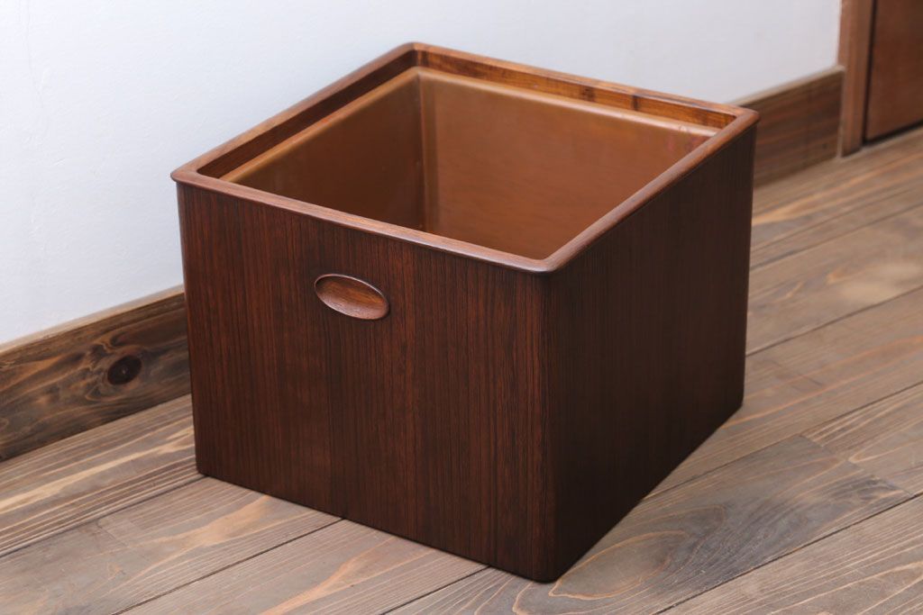 アンティーク雑貨　古民具・骨董　古い桐材・銅おとしの上品なアンティーク角火鉢(1)