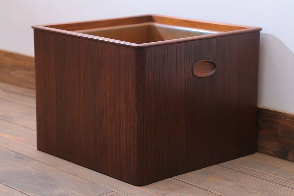 アンティーク雑貨　古民具・骨董　古い桐材・銅おとしの上品なアンティーク角火鉢(2)