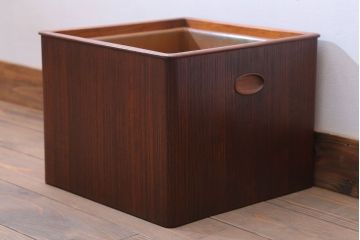 アンティーク雑貨　古民具・骨董　古い桐材・銅おとしの上品なアンティーク角火鉢(2)