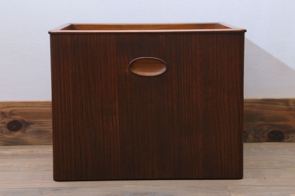 アンティーク雑貨　古民具・骨董　古い桐材・銅おとしの上品なアンティーク角火鉢(2)