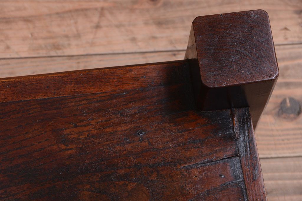 アンティーク家具　和製アンティーク　古い木の小振りな置床(置き床)