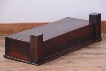 アンティーク家具　和製アンティーク　古い木の小振りな置床(置き床)