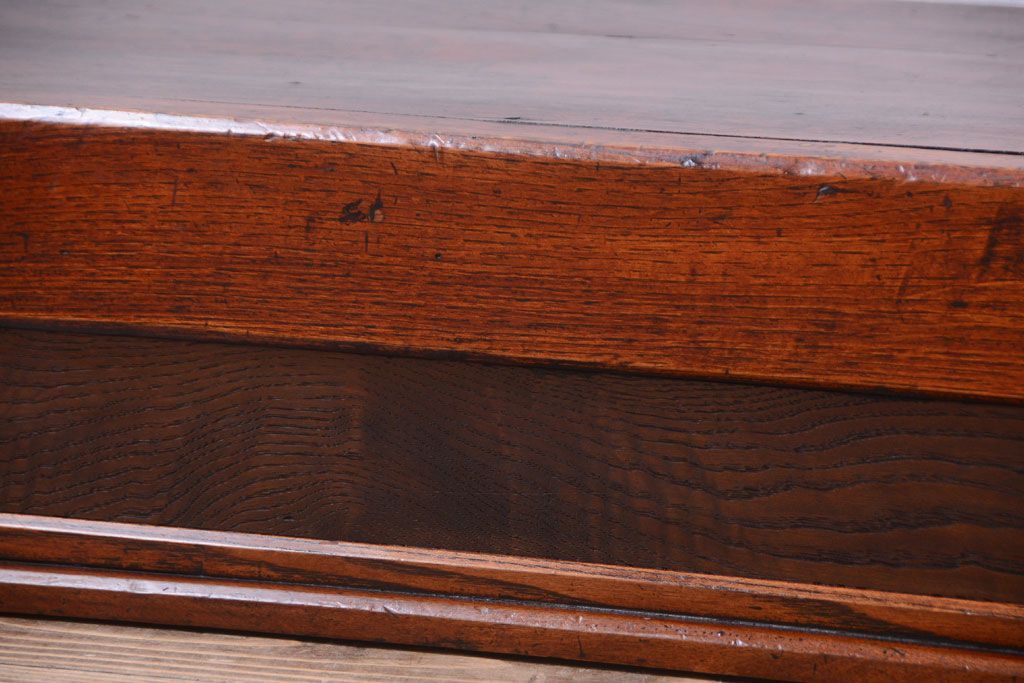 アンティーク家具　和製アンティーク　古い木の小振りな置床(置き床)