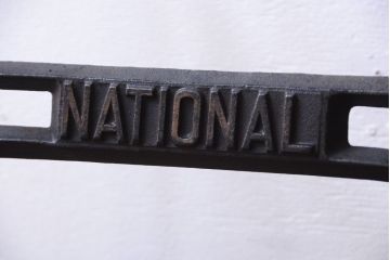 アンティーク家具　アンティーク　DIYにぴったり!ナショナルミシンの鉄脚