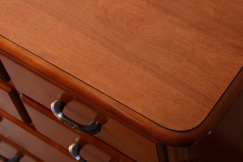 中古　横浜クラシック家具　ダニエル　エトランジェ整理ダンス(チェスト)(定価約73万円)