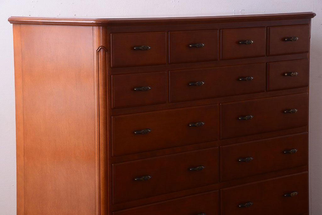 中古　横浜クラシック家具　ダニエル　エトランジェ整理ダンス(チェスト)(定価約73万円)