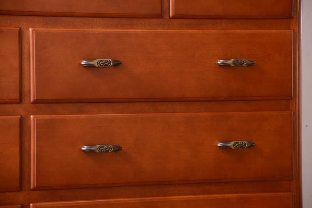 中古　横浜クラシック家具　ダニエル　エトランジェ整理ダンス(チェスト)(定価約73万円)