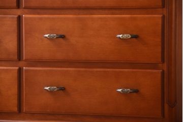 中古　横浜クラシック家具　ダニエル　エトランジェ整理ダンス(チェスト)(定価約73万円)