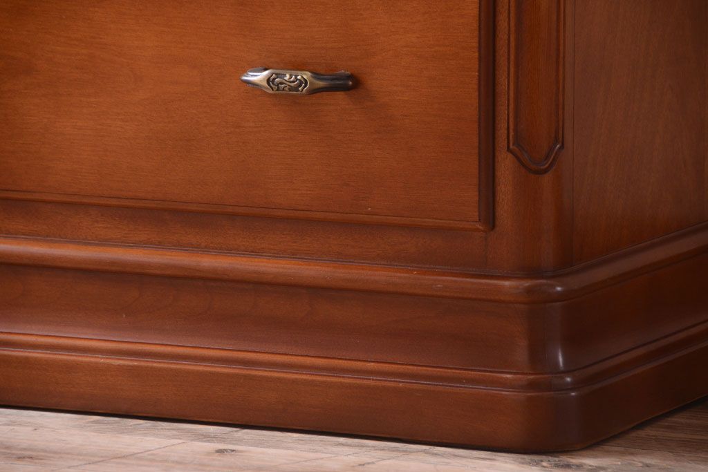 中古　横浜クラシック家具　ダニエル　エトランジェ整理ダンス(チェスト)(定価約73万円)