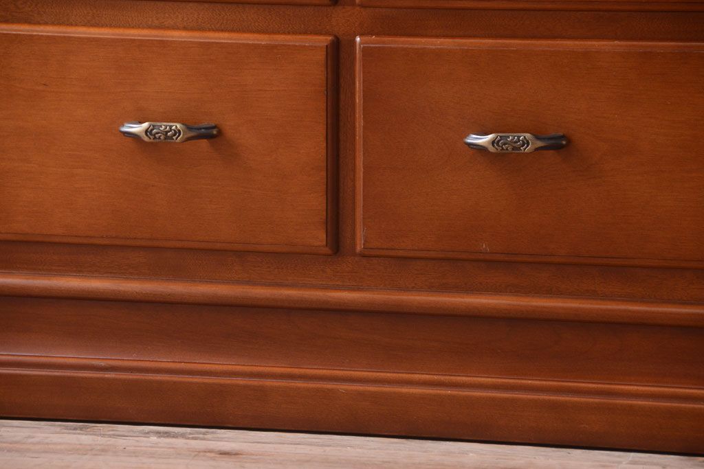 中古　横浜クラシック家具　ダニエル　エトランジェ整理ダンス(チェスト)(定価約73万円)