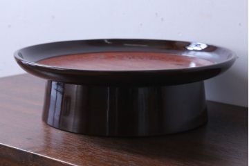 アンティーク雑貨　古民具・骨董　欅材の上品な高台付き盆(丸高盆)