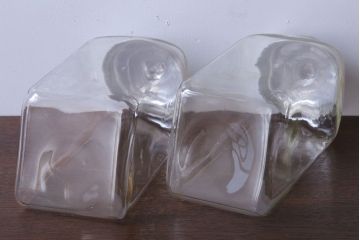 アンティーク雑貨　昭和レトロ　古い駄菓子屋のガラス瓶(ビン)2個セット(3)