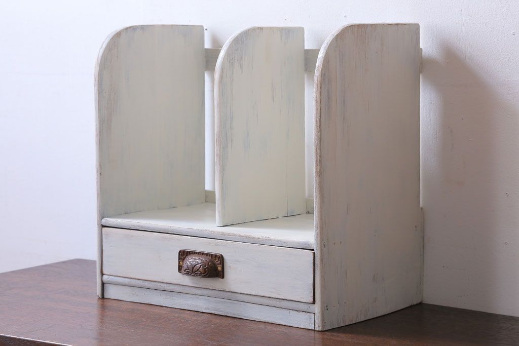 アンティーク家具　アンティークペイント　引き出し付き!小さな古い木の本立て