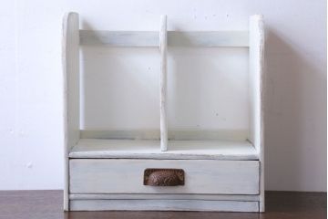 アンティーク家具　アンティークペイント　引き出し付き!小さな古い木の本立て