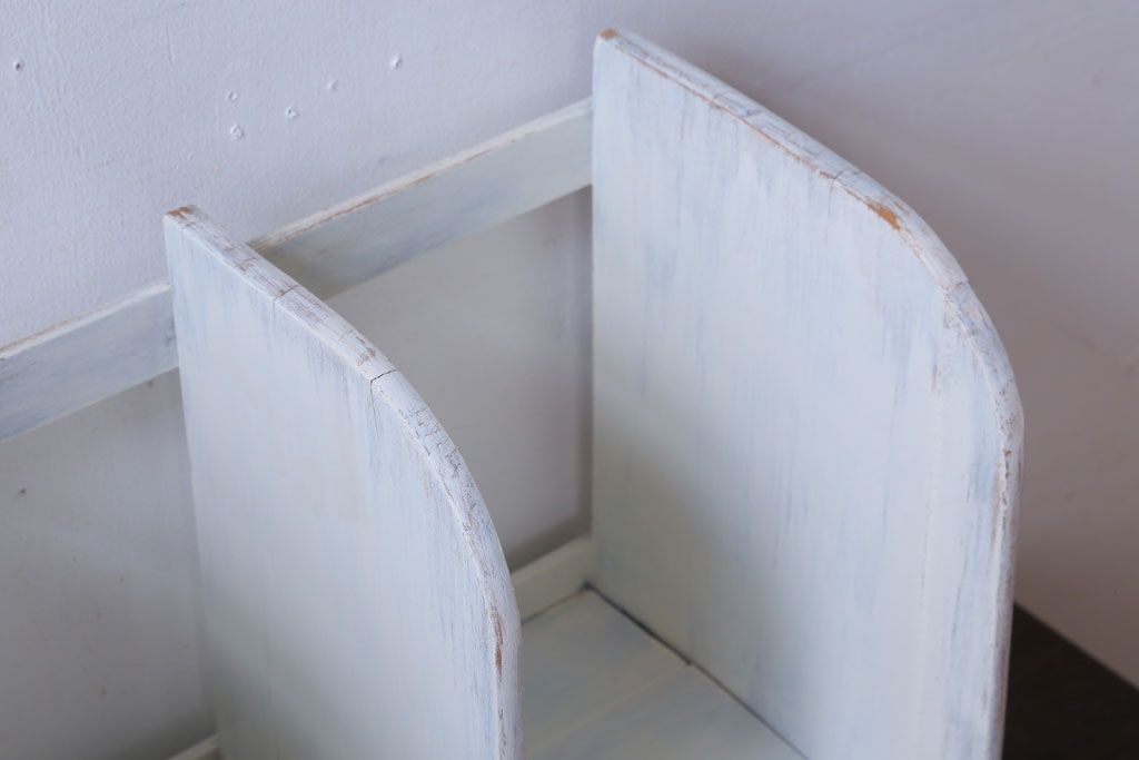 アンティーク家具　アンティークペイント　引き出し付き!小さな古い木の本立て