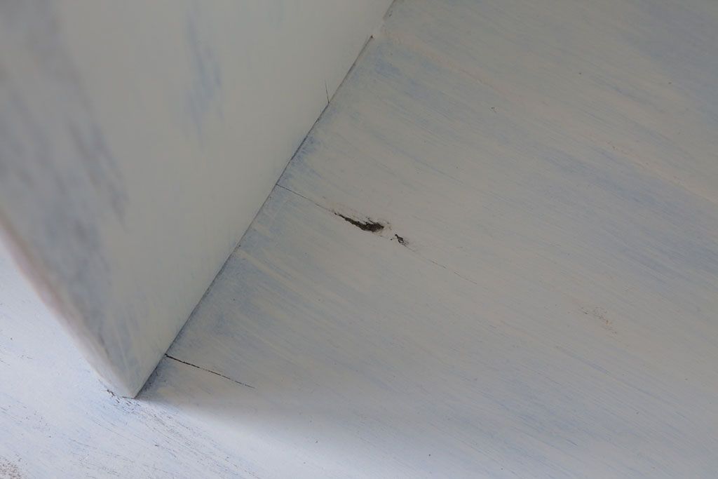 アンティーク家具　アンティークペイント　引き出し付き!小さな古い木の本立て