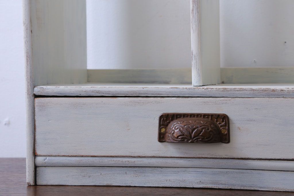 アンティーク家具　アンティークペイント　引き出し付き!小さな古い木の本立て