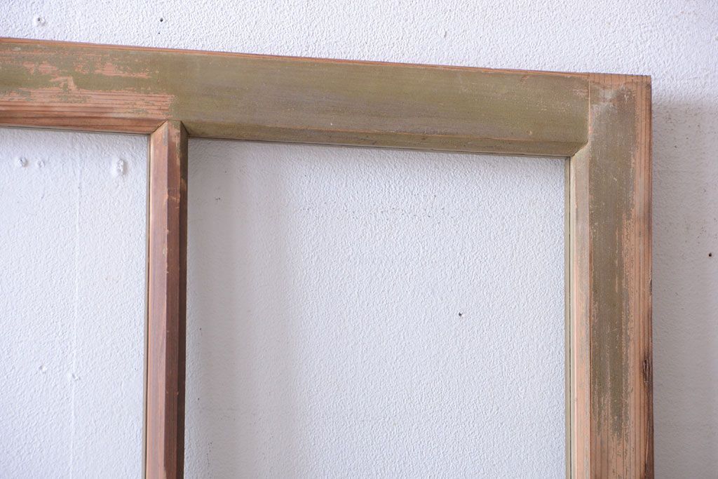 アンティークペイント　古い木の味わい深いペンキガラス戸