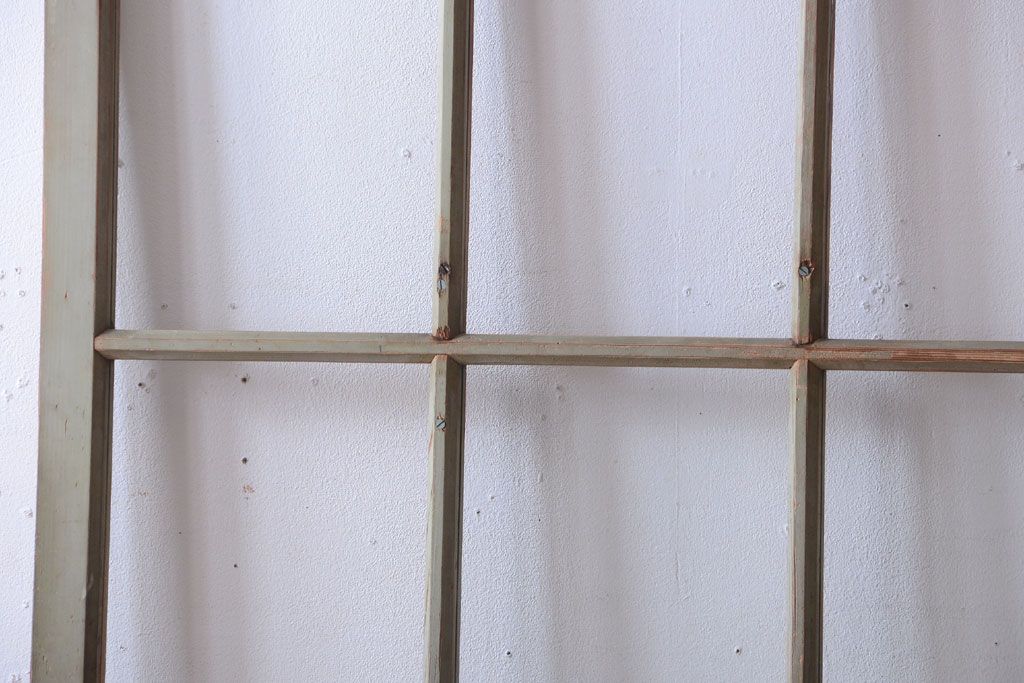 アンティークペイント　古い木の味わい深いペンキガラス戸