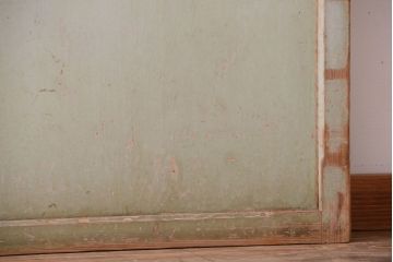 アンティークペイント　古い木の味わい深いペンキガラス戸